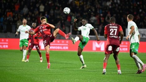 Ligue 2 (J11) : Saint-Étienne sombre à Annecy