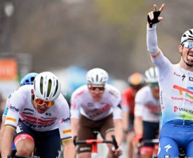 Paris-Nice (E6) : Burgaudeau échappe à la meute des sprinteurs, Roglic reste en jaune