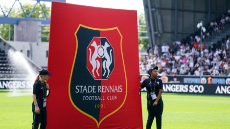 Rennes : Mouapa Mwa Meuraillo signe pro ...