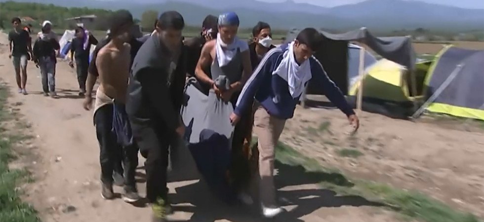 Grèce : 260 migrants blessés et gazés