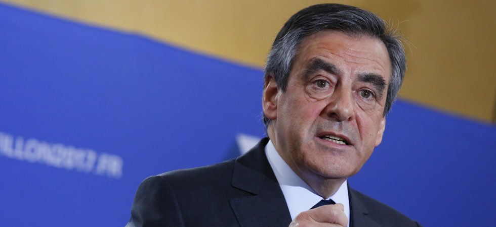 François Fillon dément revenir sur la hausse de la TVA