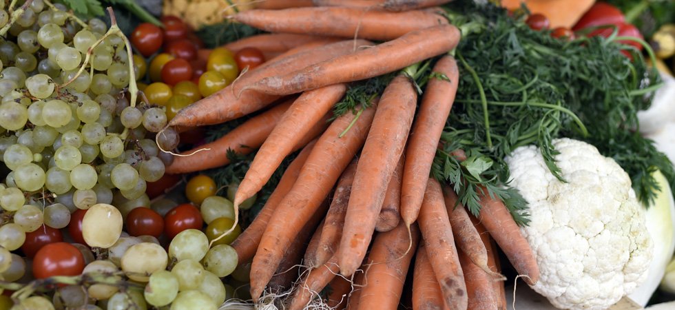 Pesticides : quels sont les fruits et légumes qui en contiennent le plus ?