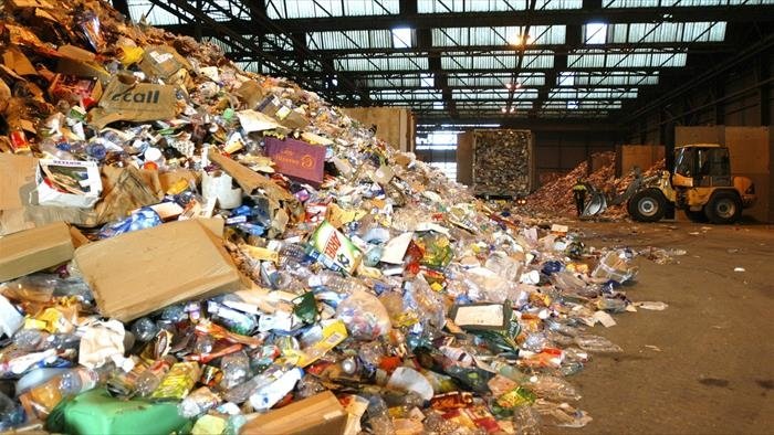 2050, déchets : peut-on encore éviter le pire ? Le débat