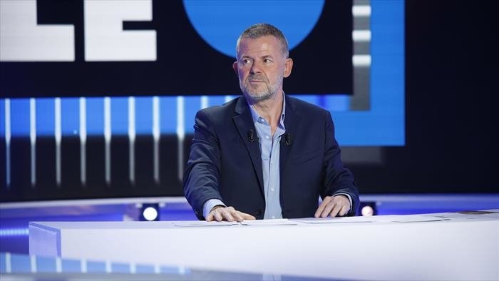 De quoi j'me mêle