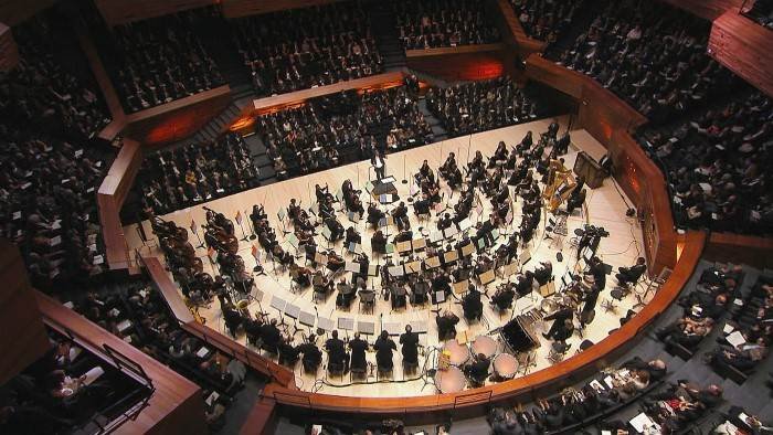 Emmanuel Krivine et l'Orchestre national de France