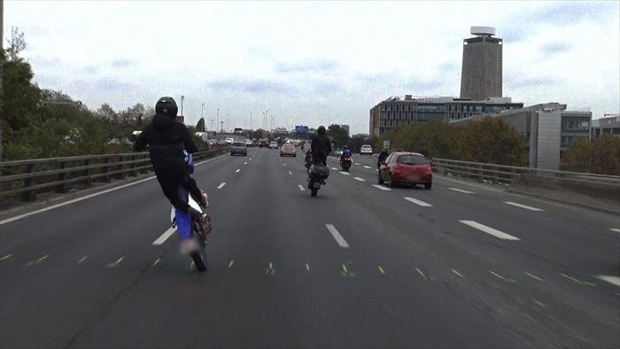 Enquête sous haute tension
