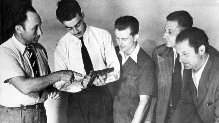 Histoire des services secrets français