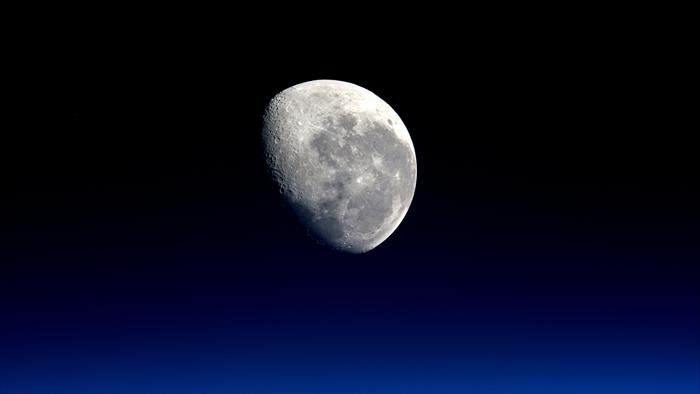 Les mystères de la Lune