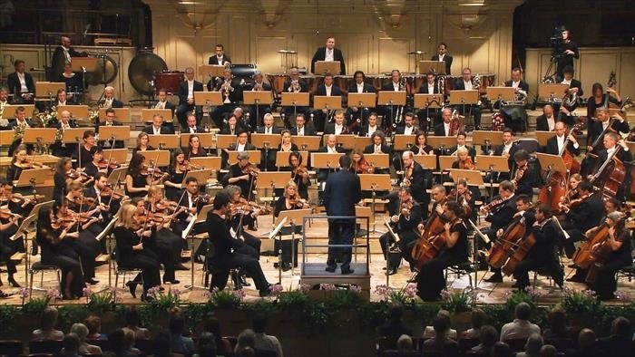 Lionel Bringuier dirige Stravinsky et Dorman