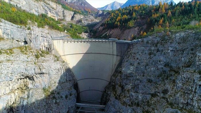 Structures oubliées