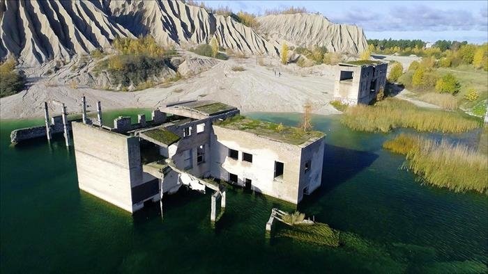 Structures oubliées