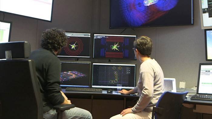 Univers, au-delà du visible