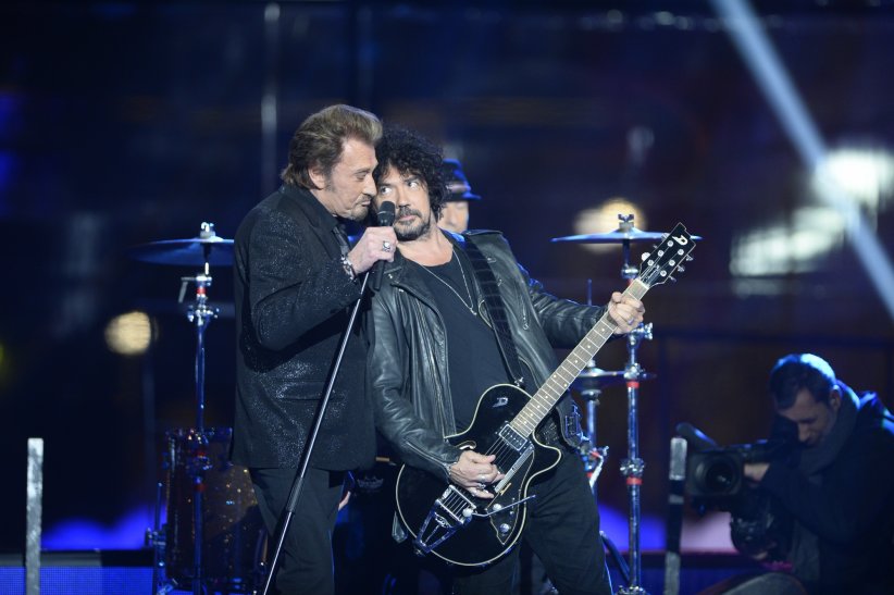 Yarol Poupaud : le bras droit de Johnny Hallyday Yarol Poupaud : le bras droit de Johnny Hallyday