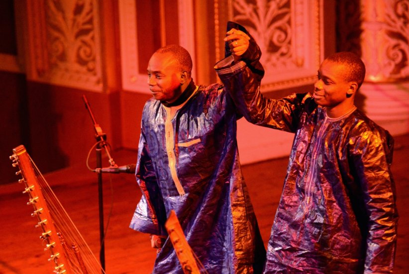 Sidiki Diabaté : entre traditions et modernité Sidiki Diabaté : entre traditions et modernité