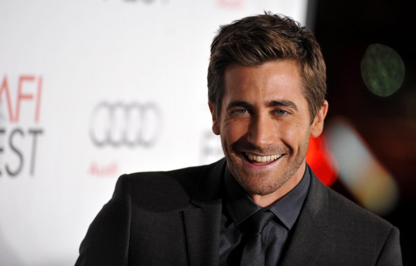 Jake Gyllenhaal dans "Give Up The Gun" de Vampire Weekend Jake Gyllenhaal dans "Give Up The Gun" de Vampire Weekend