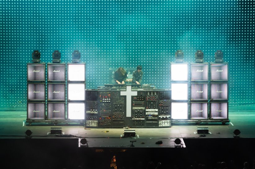 Justice fera la loi dans une poignée de festivals français Justice fera la loi dans une poignée de festivals français