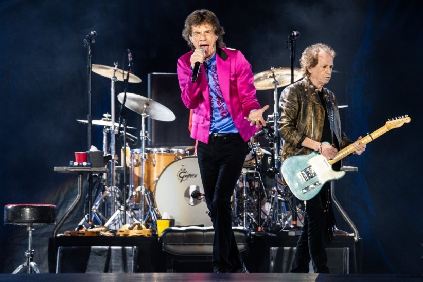 "(I Can't Get No) Satisfaction" - The Rolling Stones "(I Can't Get No) Satisfaction" - The Rolling Stones