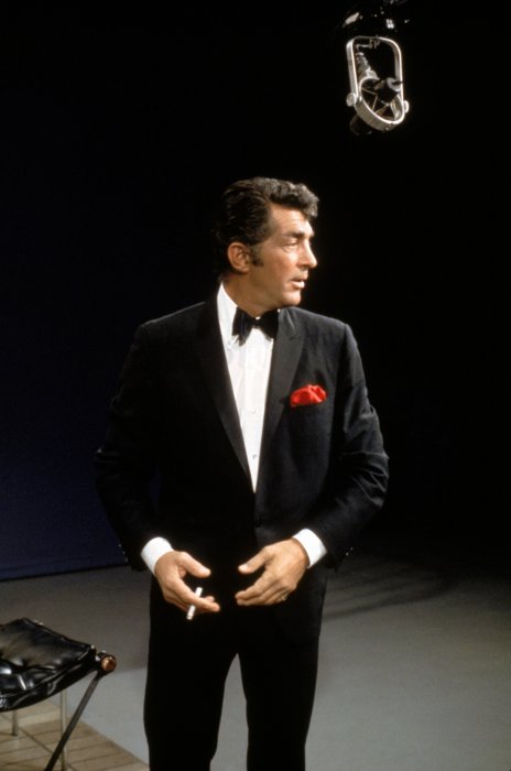 La + réconfortante : "Let It Snow Let It Snow Let It Snow" (1959) de Dean Martin La + réconfortante : "Let It Snow Let It Snow Let It Snow" (1959) de Dean Martin