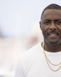 James Bond : Idris Elba de retour dans la course pour succéder à Daniel Craig ?