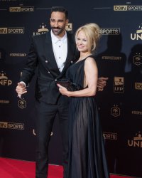 Adil Rami : ses confidences sur sa rencontre avec Pamela Anderson
