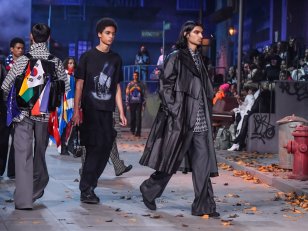 Michael Jackson : Louis Vuitton retire les pièces en hommage au chanteur