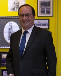 François Hollande a 65 ans : retour sur dix anecdotes mémorables