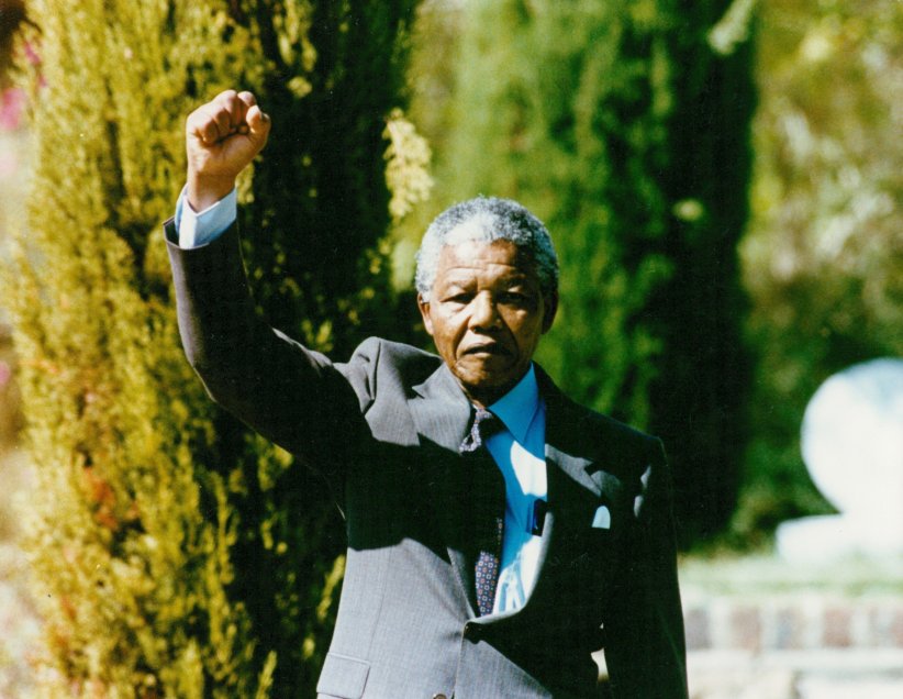 Nelson Mandela : un "cancer microscopique"
