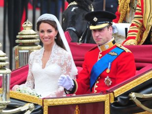 Qui a créé les chaussures de mariée de Kate Middleton ? On le sait enfin