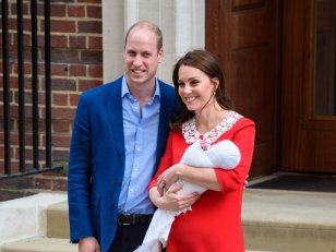 Kate Middleton portait-elle une robe rouge en hommage Diana ?