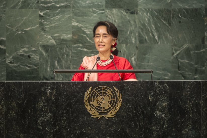 Aung San Suu Kyi : elle soutient la détention des journalistes