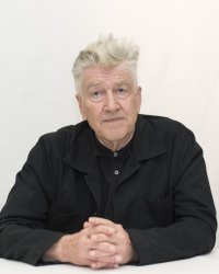 Critique sur sa carrière, David Lynch se dit "fier de tout sauf du film Dune"