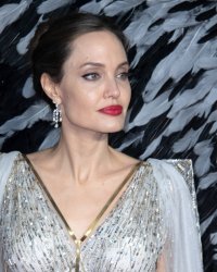 Angelina Jolie révèle des détails sur son prochain film en tant que réalisatrice