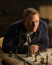James Bond : Daniel Craig toujours dans la course selon Naomie Harris