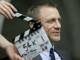 James Bond : des scénaristes recrutés, Daniel Craig toujours indécis