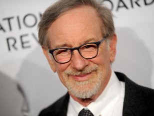 Blackhawks : Steven Spielberg prêt à tenter l'aventure d'un film DC ?