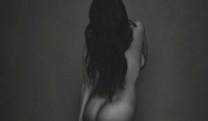 Kourtney Kardashian partage une photo de ses fesses