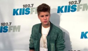 Justin Bieber reste à l'enquête après un raid et l'arrestation d'un de ses amis