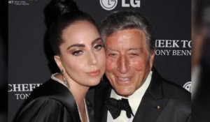 Lady Gaga sans soutien-gorge à New York