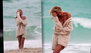 Candice Swanepoel fait monter la température à la plage en bikini