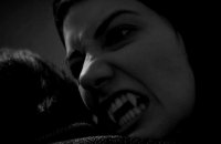 A Girl Walks Home Alone At Night - Extrait 2 - VO - (2014)