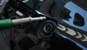 France: réactions à Paris à la hausse du prix de l'essence