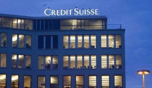 Transformation "radicale" et suppressions d'emplois annoncées par la banque Credit Suisse