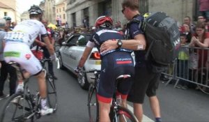 Tour de France 2014 - Etape 7 - Mathias Frank touché au fémur à l'arrivée à Nancy