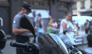 A Paris, scooters et motos ne stationnent plus "gratis"