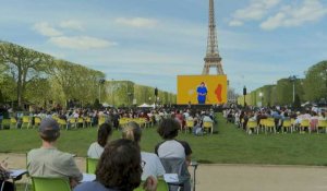 La Grande dictée des JO-2024, leçon de français à l'ombre de la Tour Eiffel