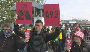 Coupe de France: des cartons rouges anti-Macron distribués, mais peu utilisés