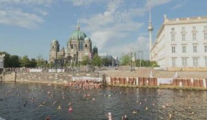 A Berlin, des baigneurs réclament de pouvoir se tremper dans la Sprée