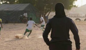Dans le nord du Nigeria, une femme défie les normes pour l'avenir de jeunes footballeurs
