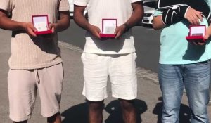 Trois adolescents roubaisiens récompensés pour avoir tenté d'éteindre l'incendie de leur école