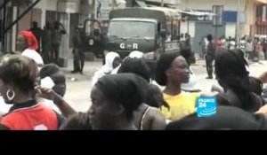 FRANCE 24 Les Observateurs - Solidarité des medecins égyptiens en Libye, femmes en colère à Abidjan